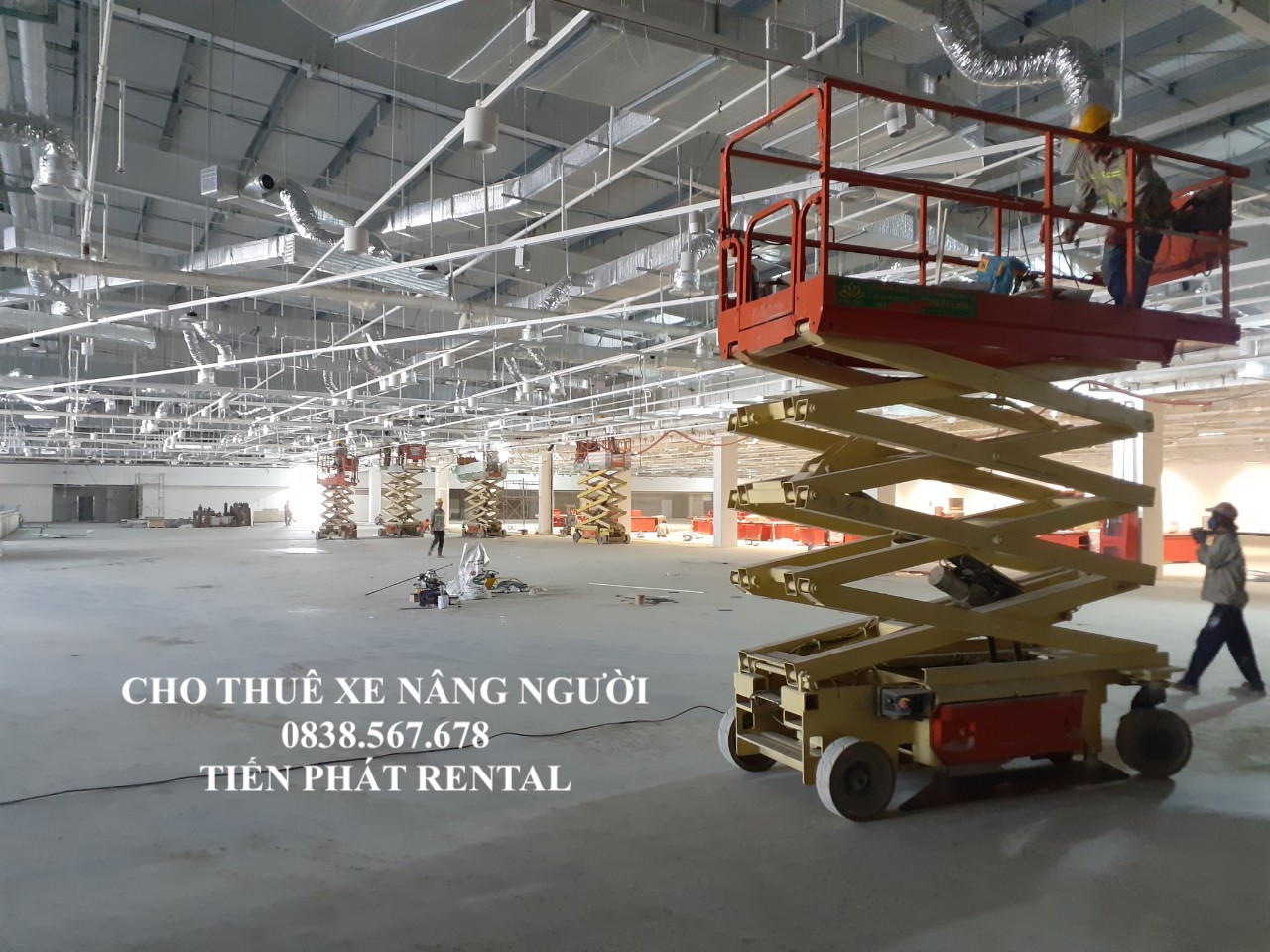 Cho thuê xe nâng người tại Bình Dương