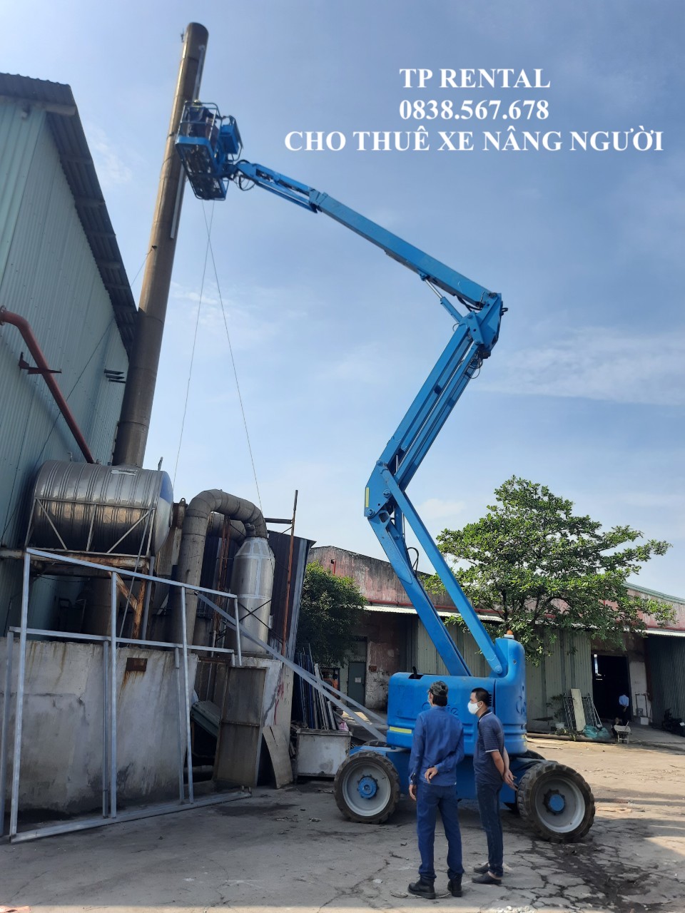 Cho thuê xe nâng người 20m tại KCN Vsip2 tỉnh Bình Dương